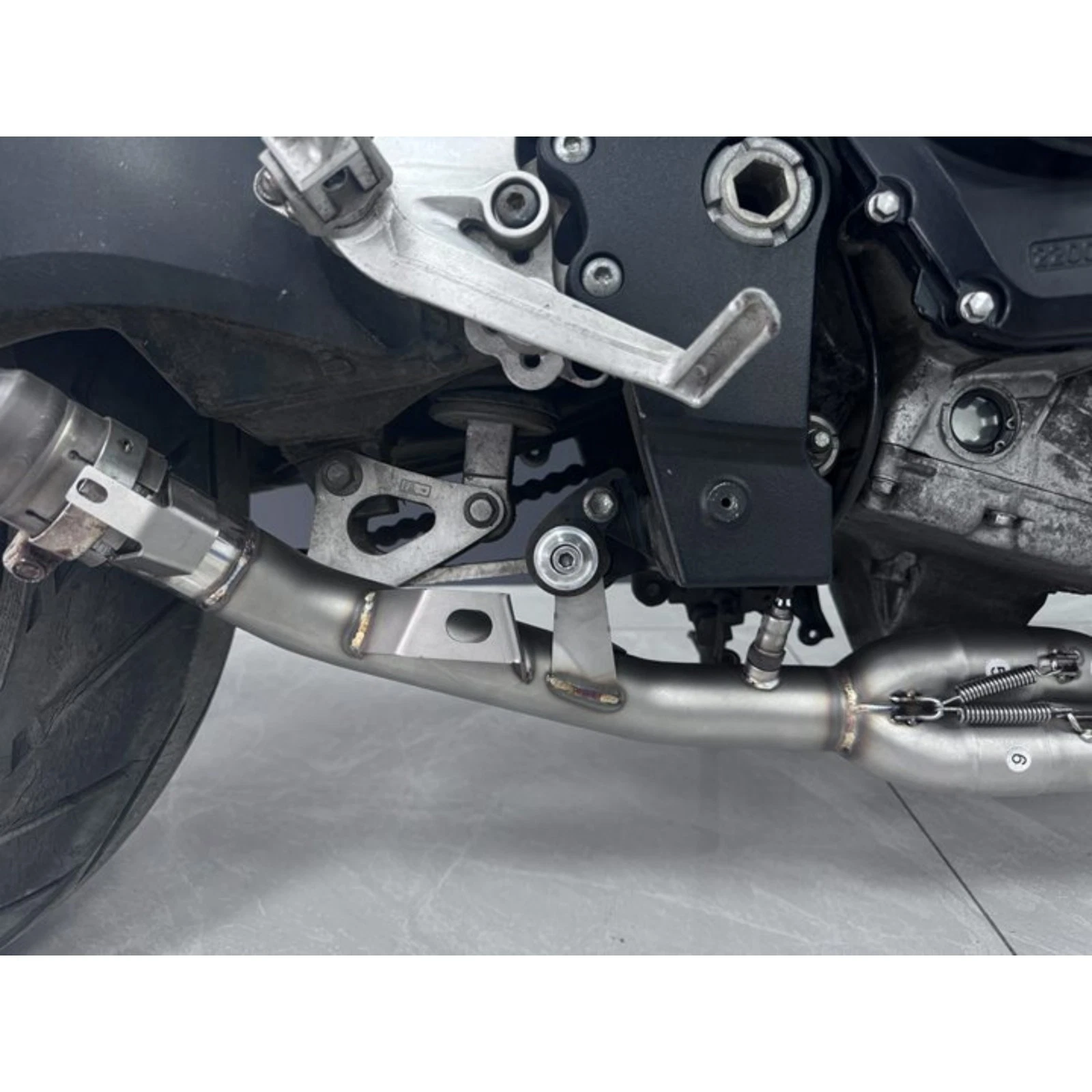 For Suzuki GSXR600 GSXR750 2011-2025 Exhaust System Header Front Link Pipe - Image 8